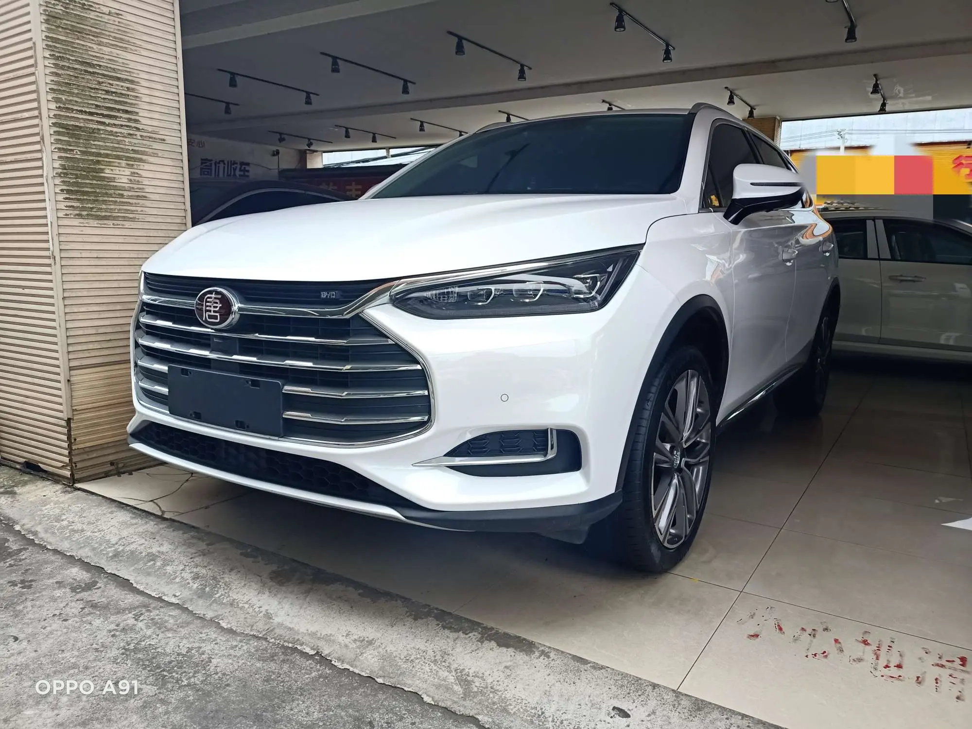 BYD Tang  из Китая