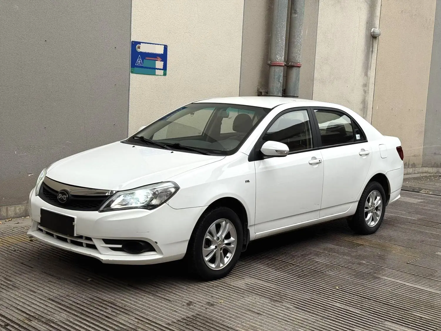 BYD F3  из Китая