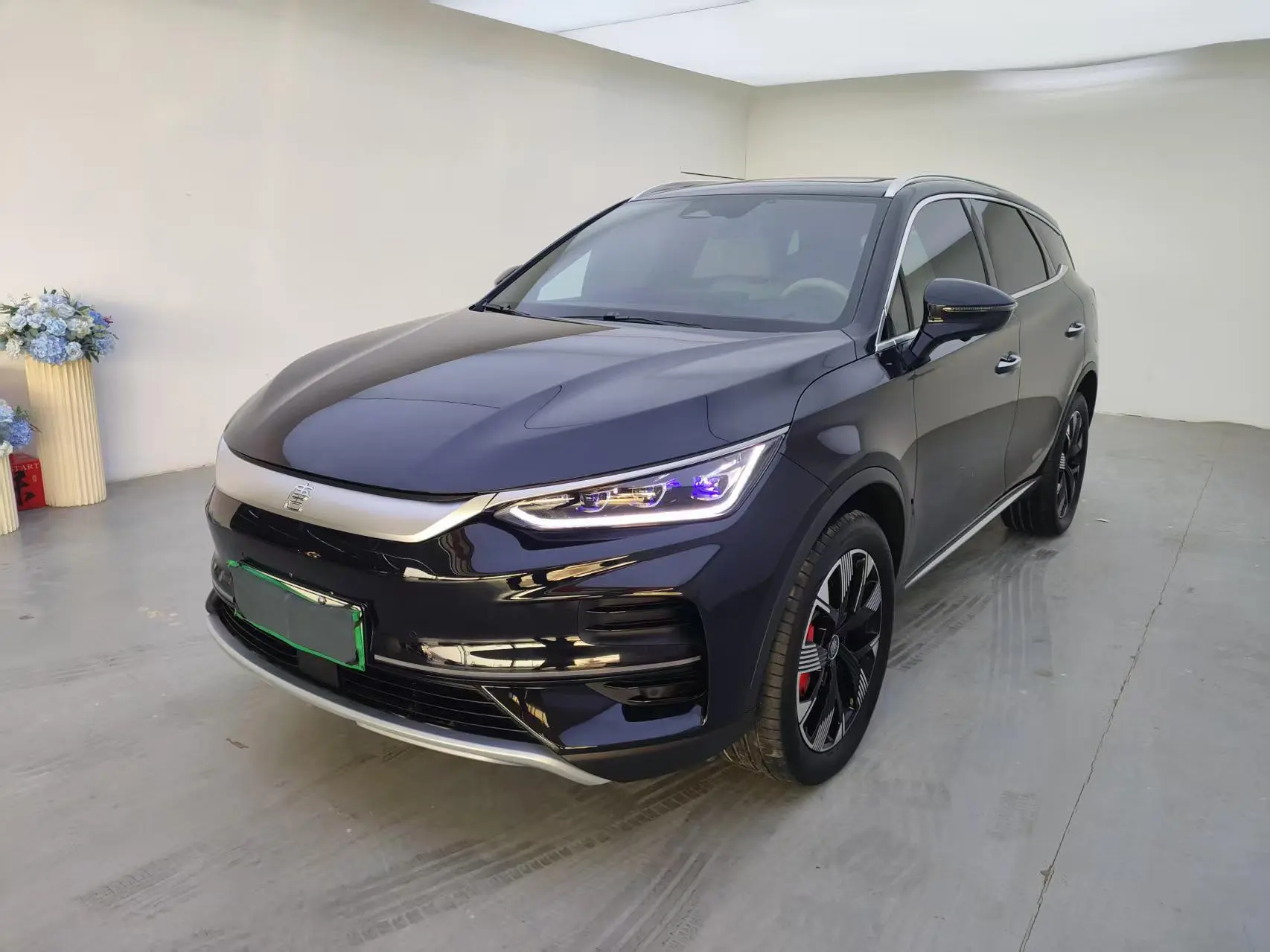 BYD Tang EV  из Китая