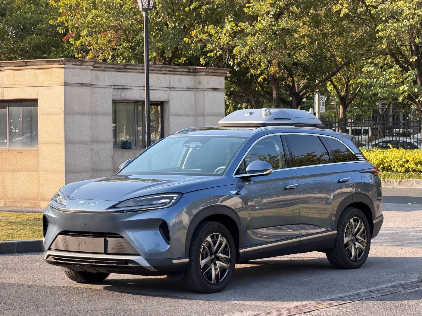 BYD Sea Lion 07DM  из Китая