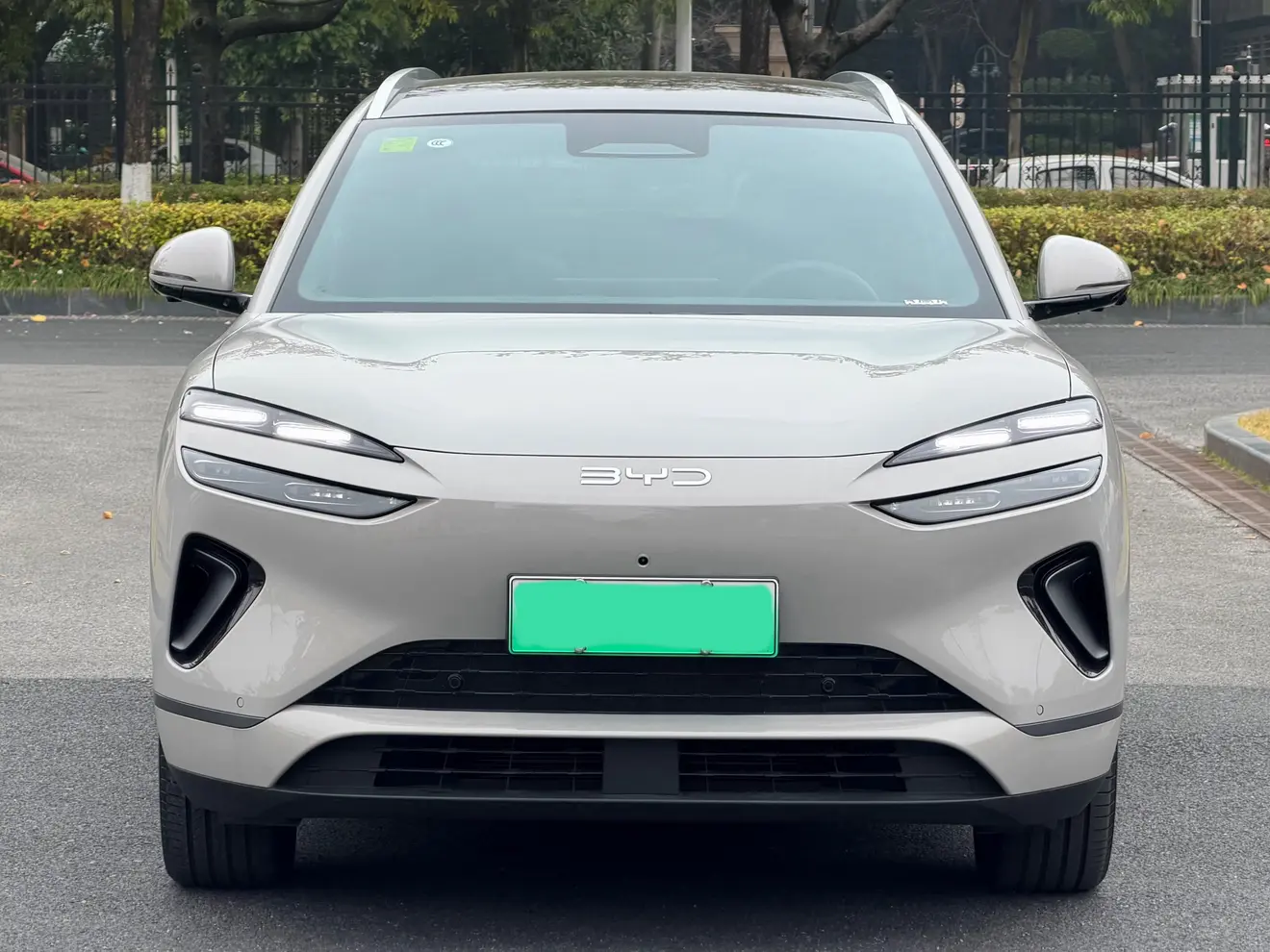 BYD Sea Lion 06EV  из Китая