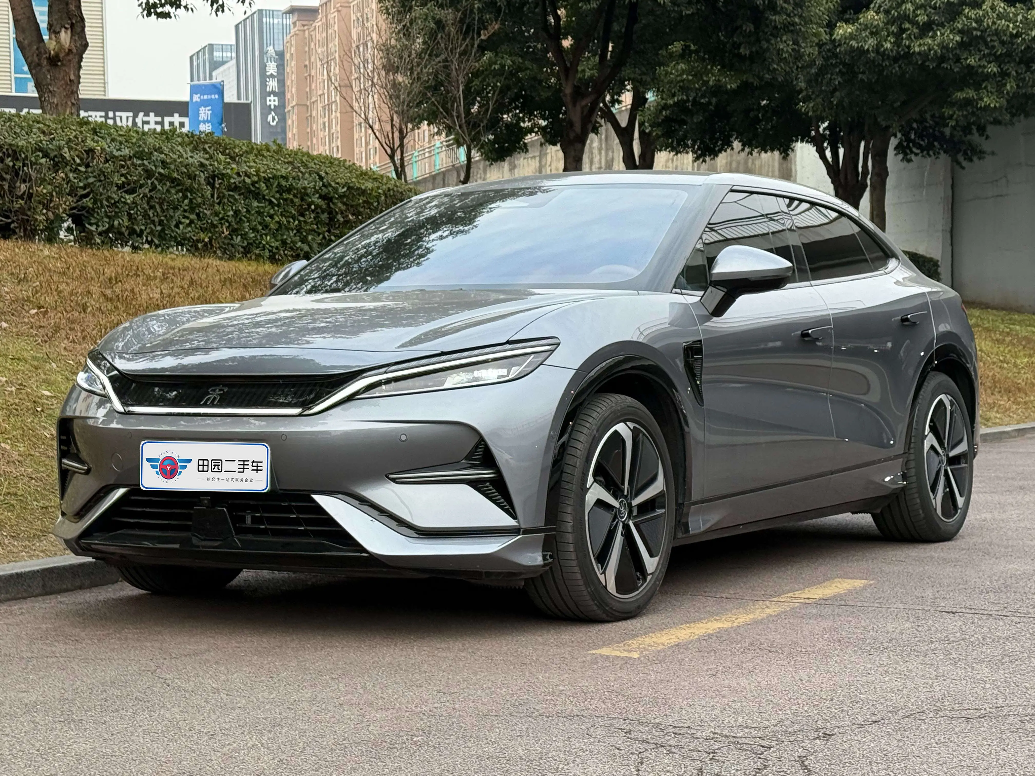 BYD Song L EV  из Китая