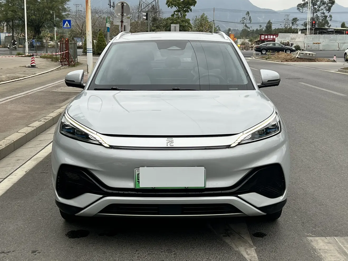 BYD Yuan PLUS  из Китая