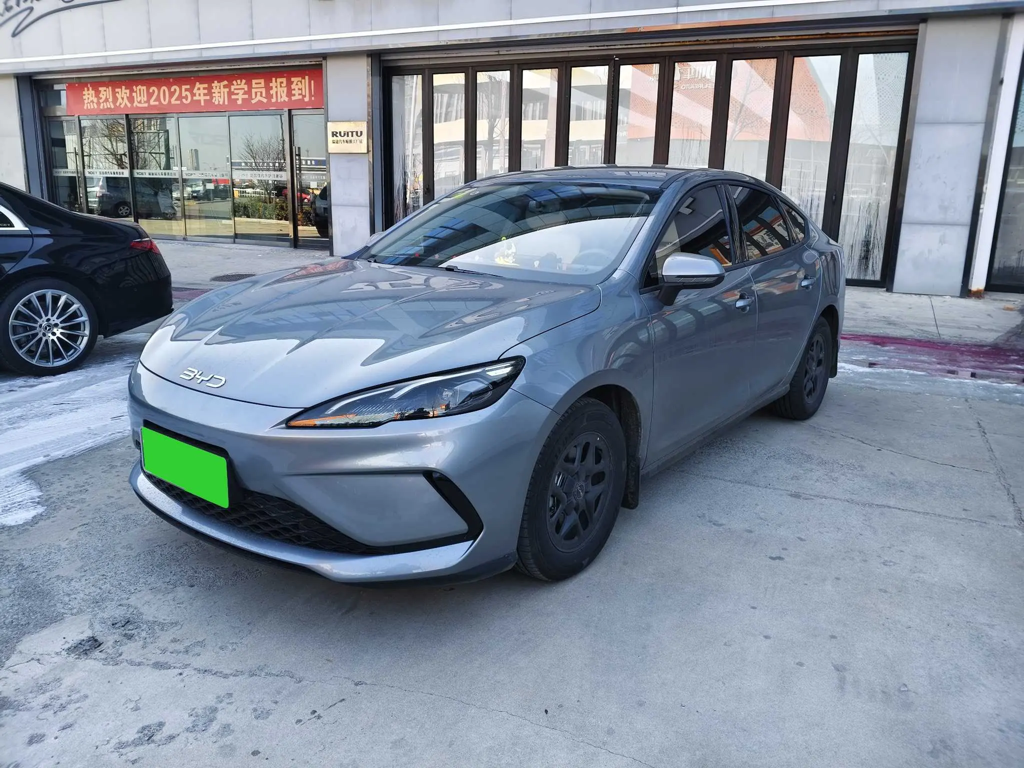 BYD Seal 05DM  из Китая