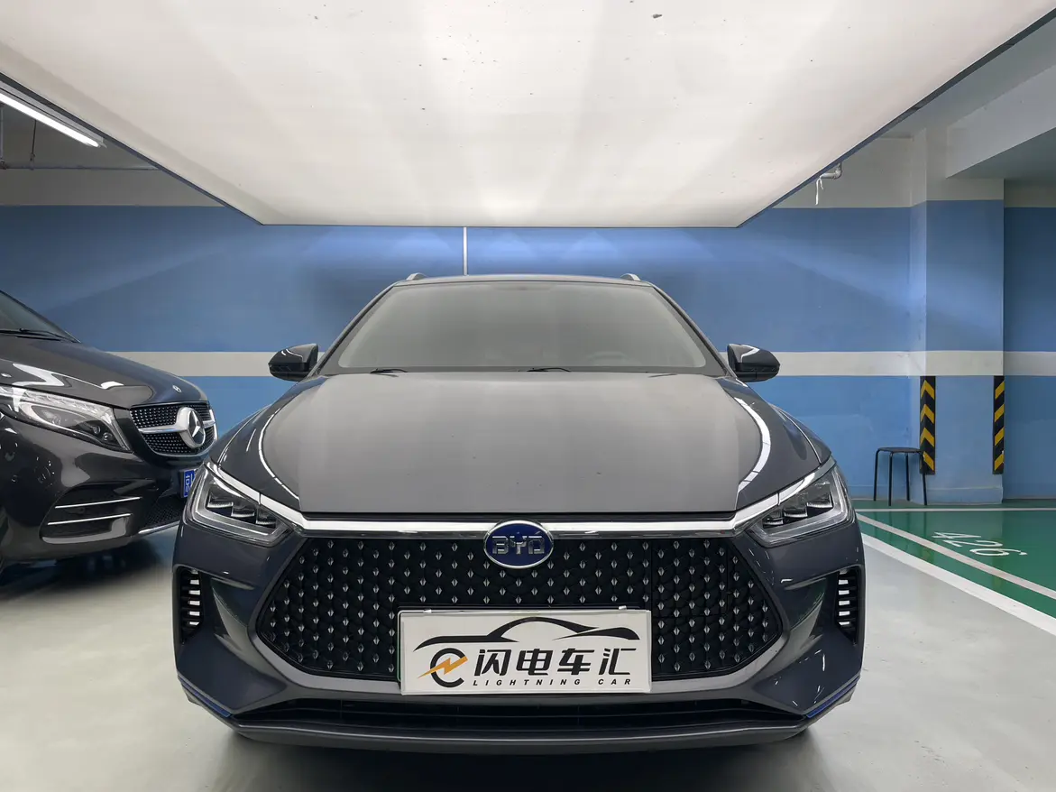 BYD e2  из Китая