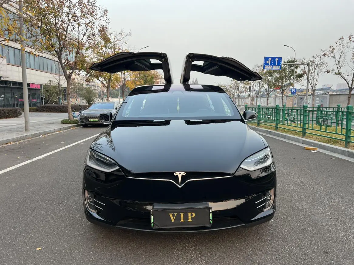 Tesla Model S  из Китая