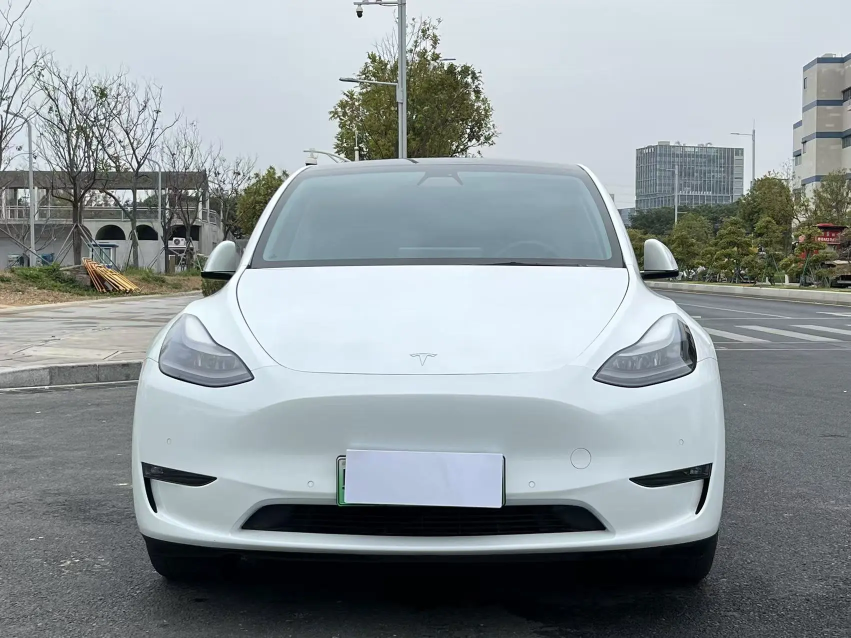 Tesla Model Y  из Китая
