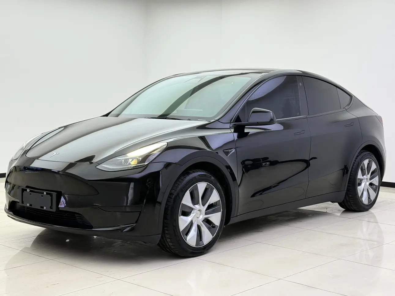 Tesla Model Y  из Китая