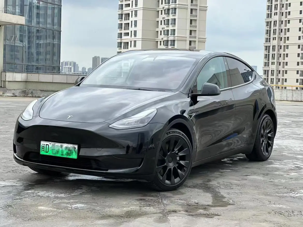 Tesla Model Y  из Китая