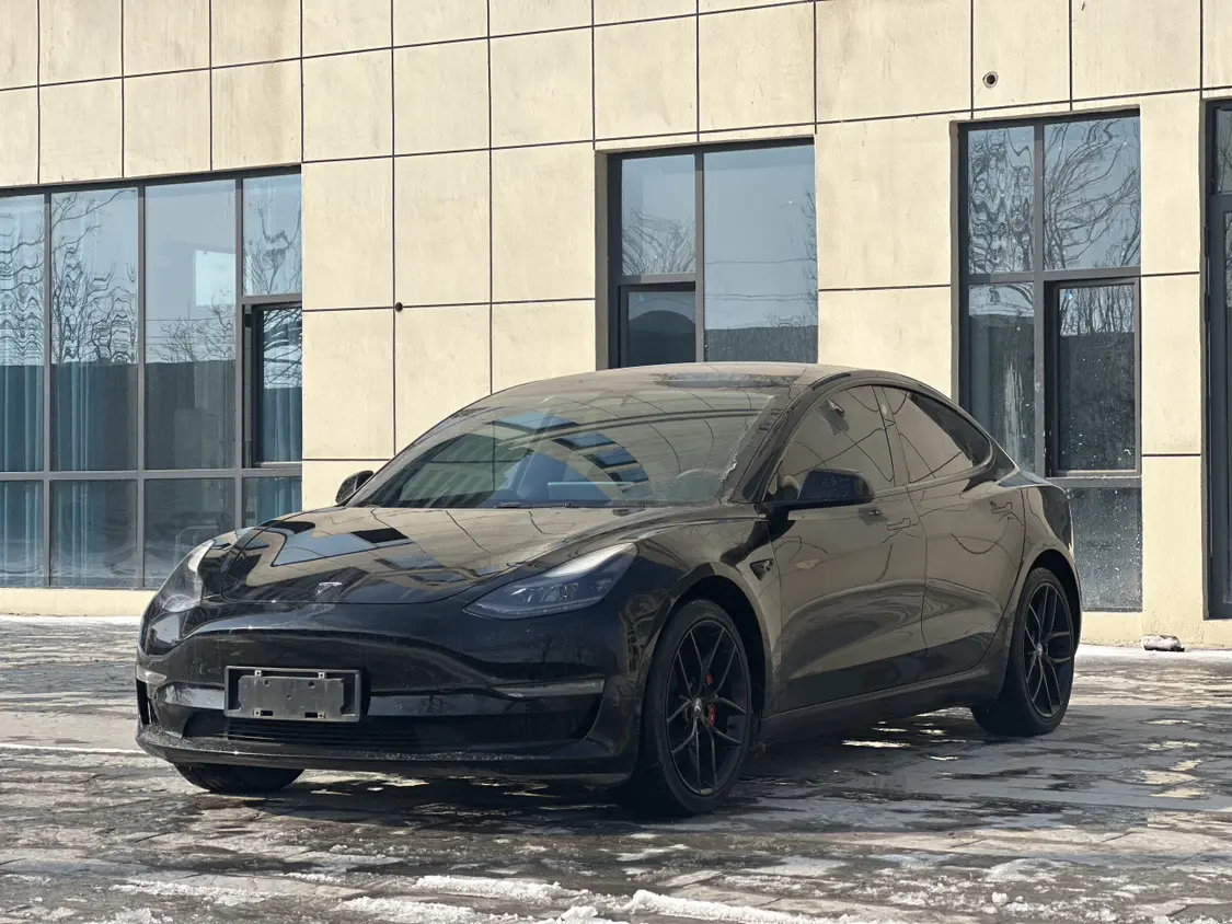 Tesla Model 3  из Китая