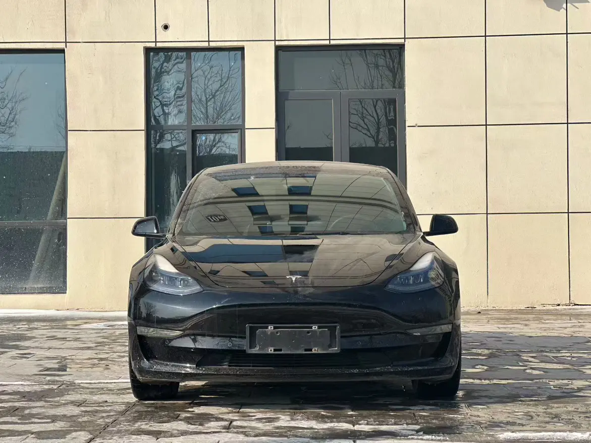 Tesla Model 3  из Китая