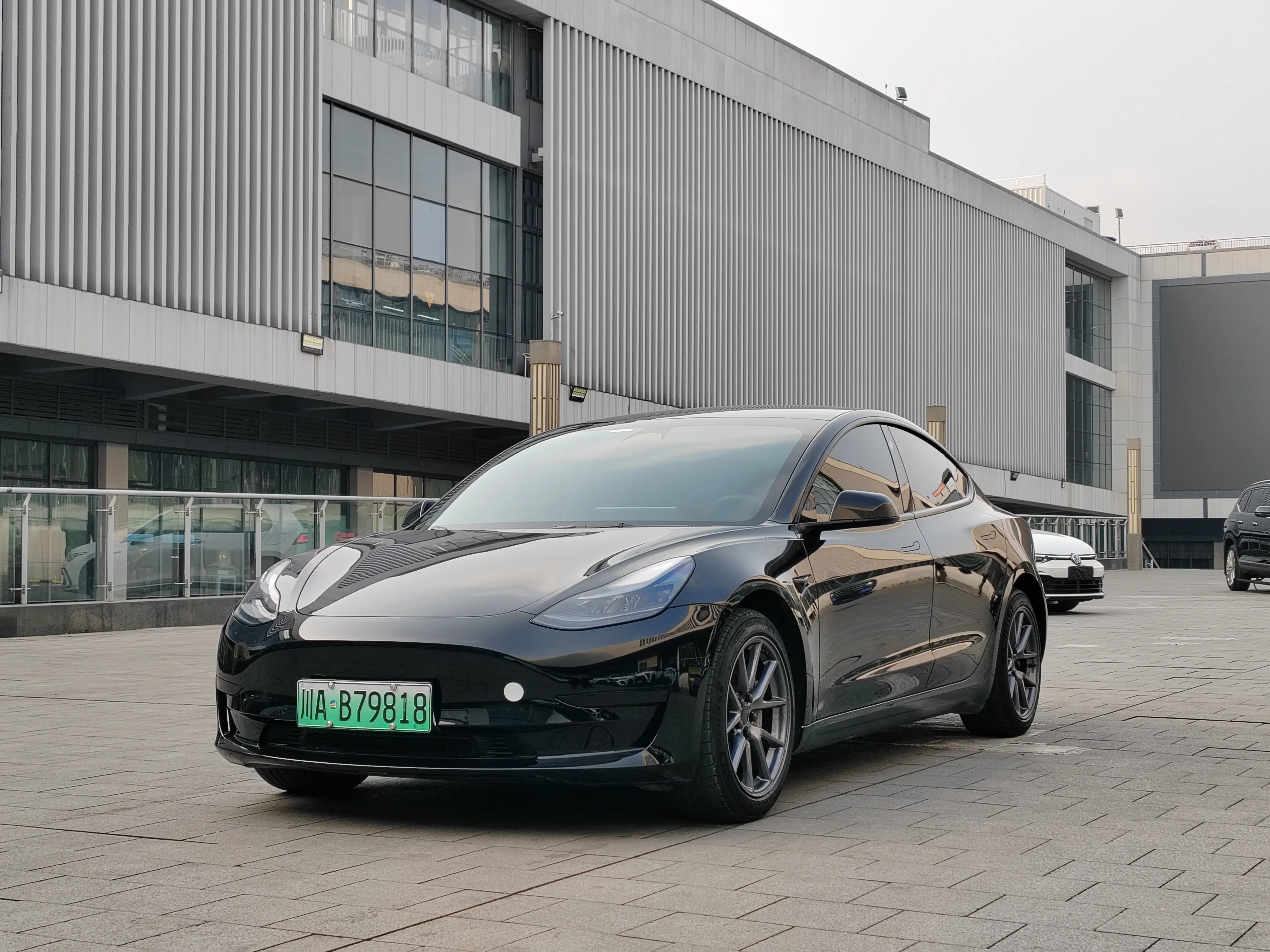 Tesla Model 3  из Китая