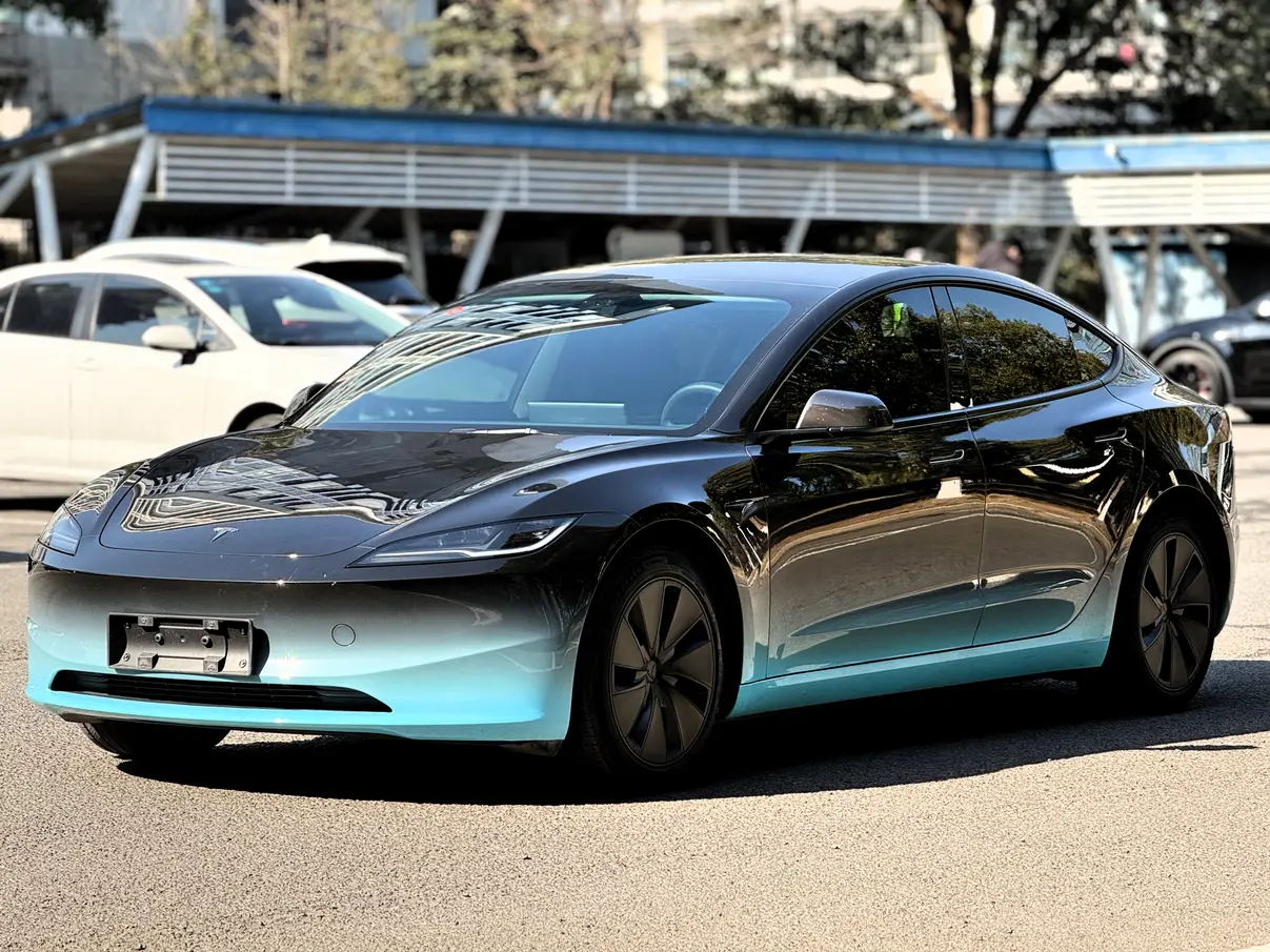 Tesla Model 3  из Китая