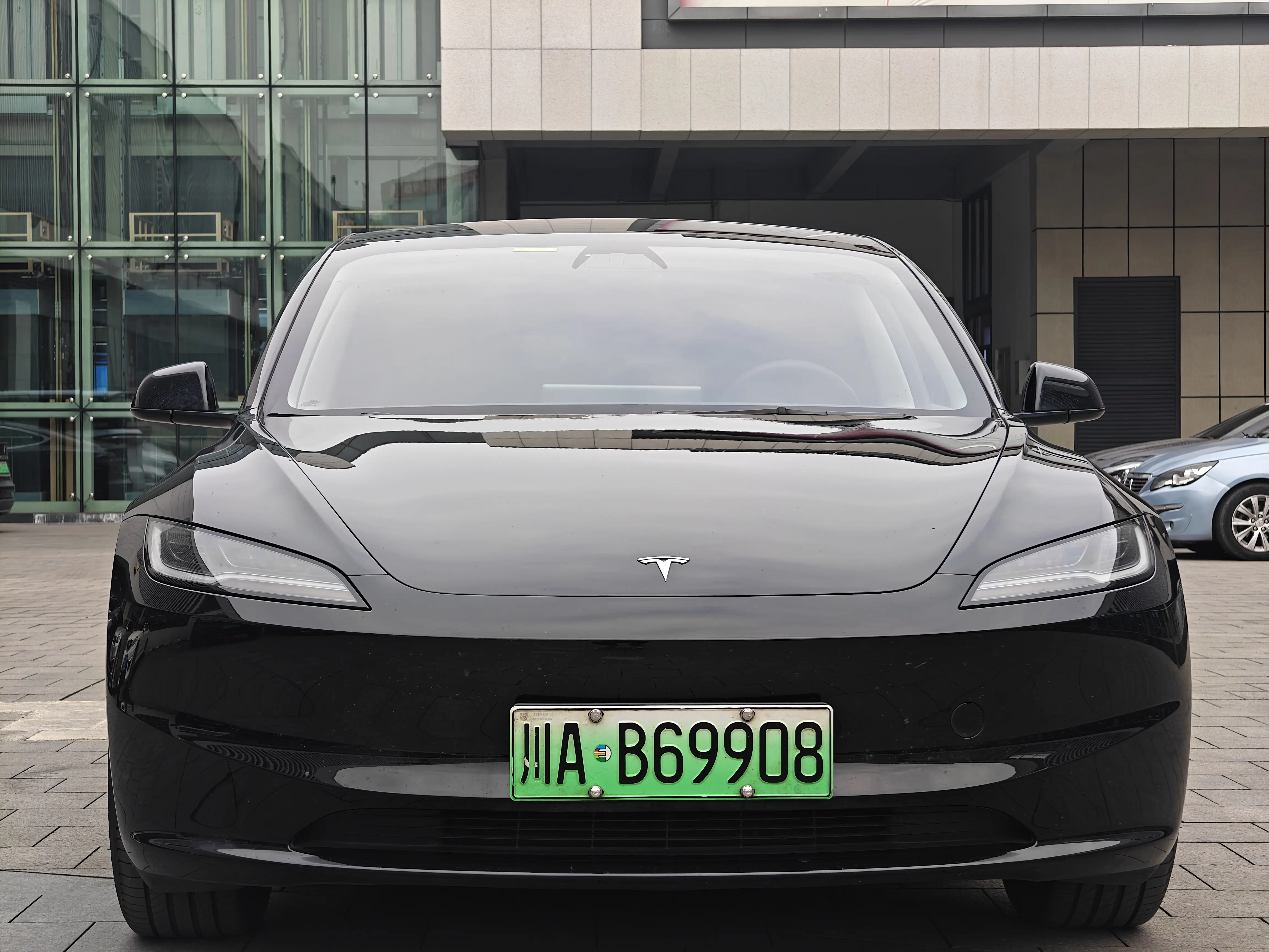 Tesla Model 3  из Китая