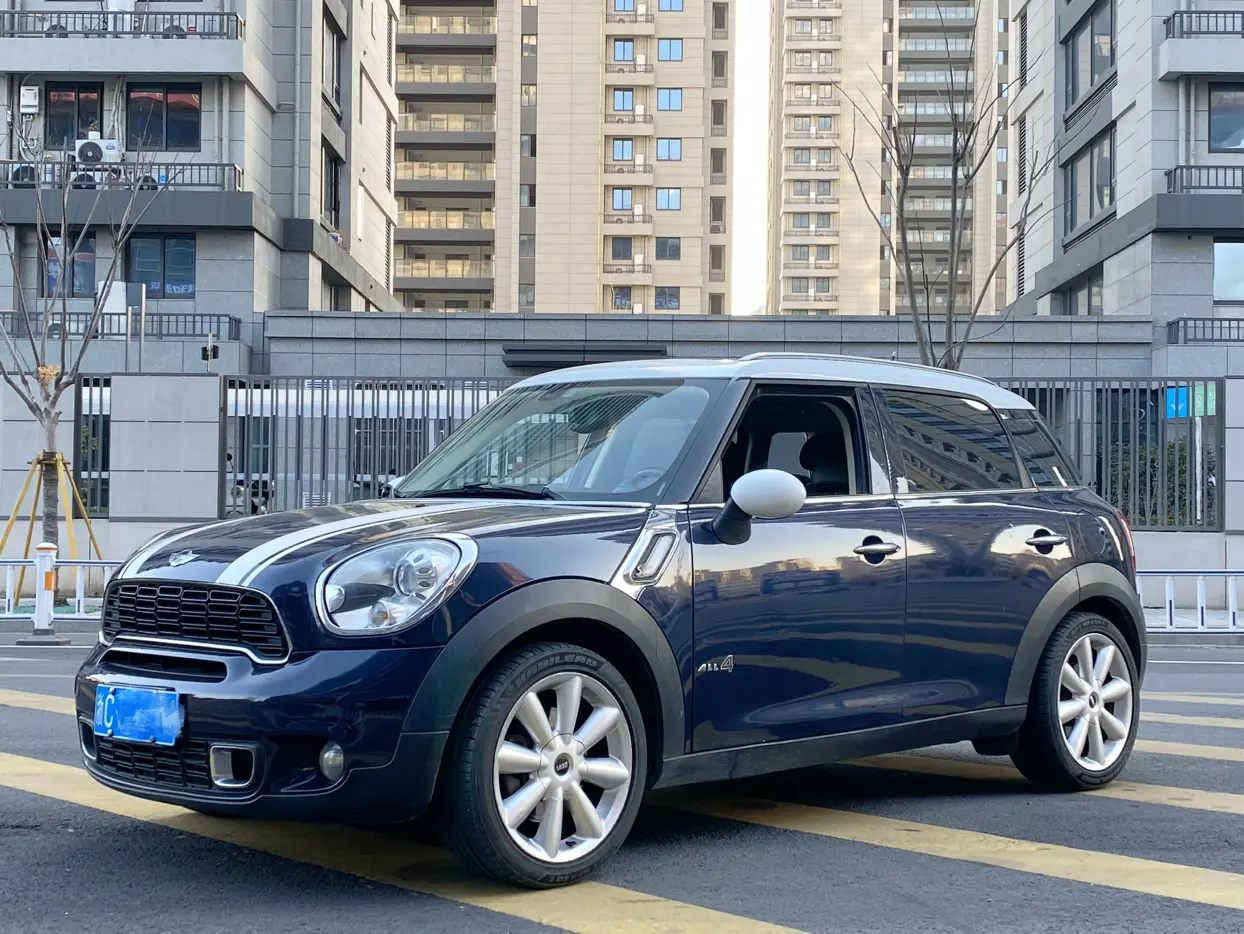 MINI COUNTRYMAN  из Китая