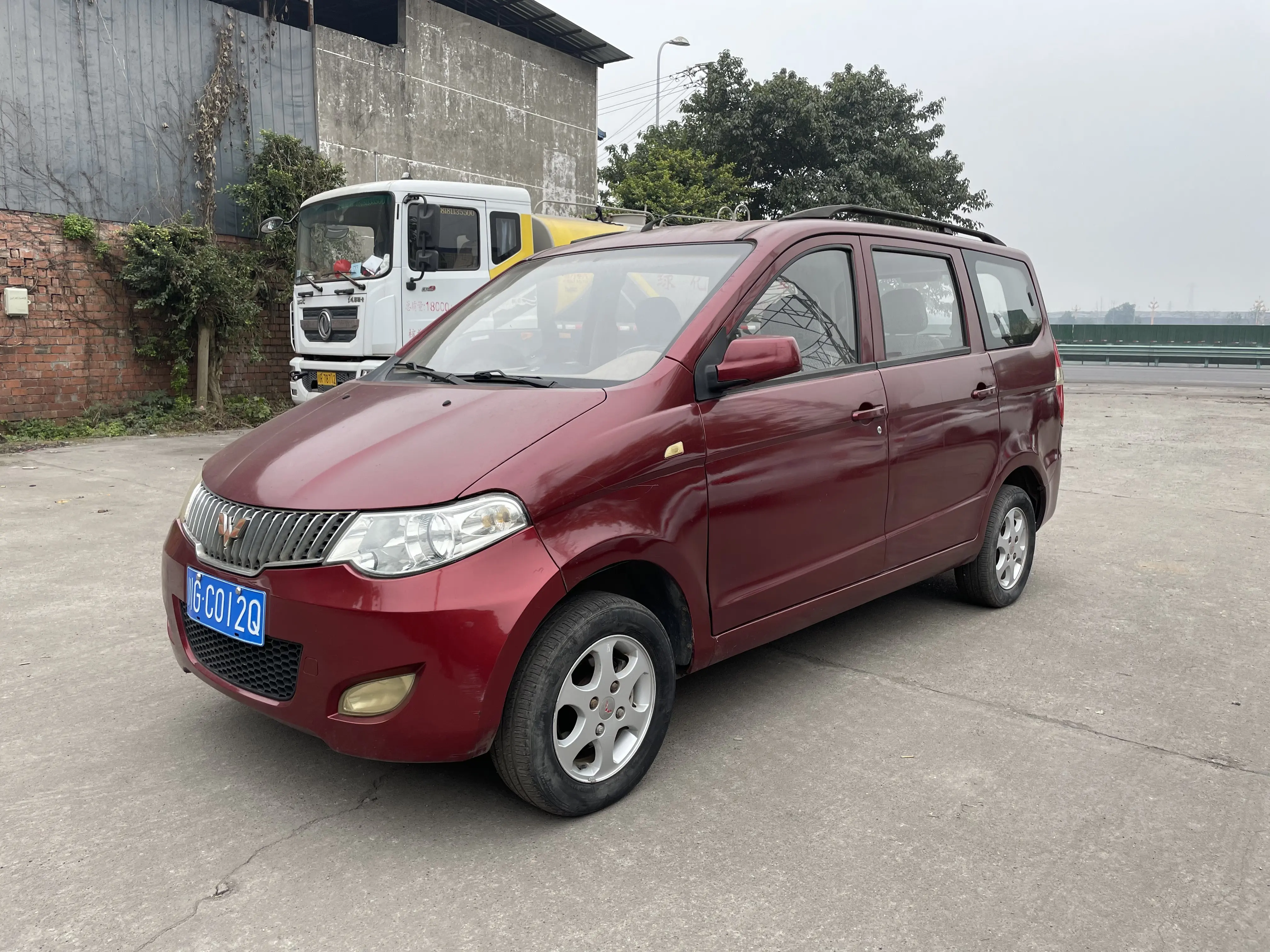 Wuling Hongguang  из Китая