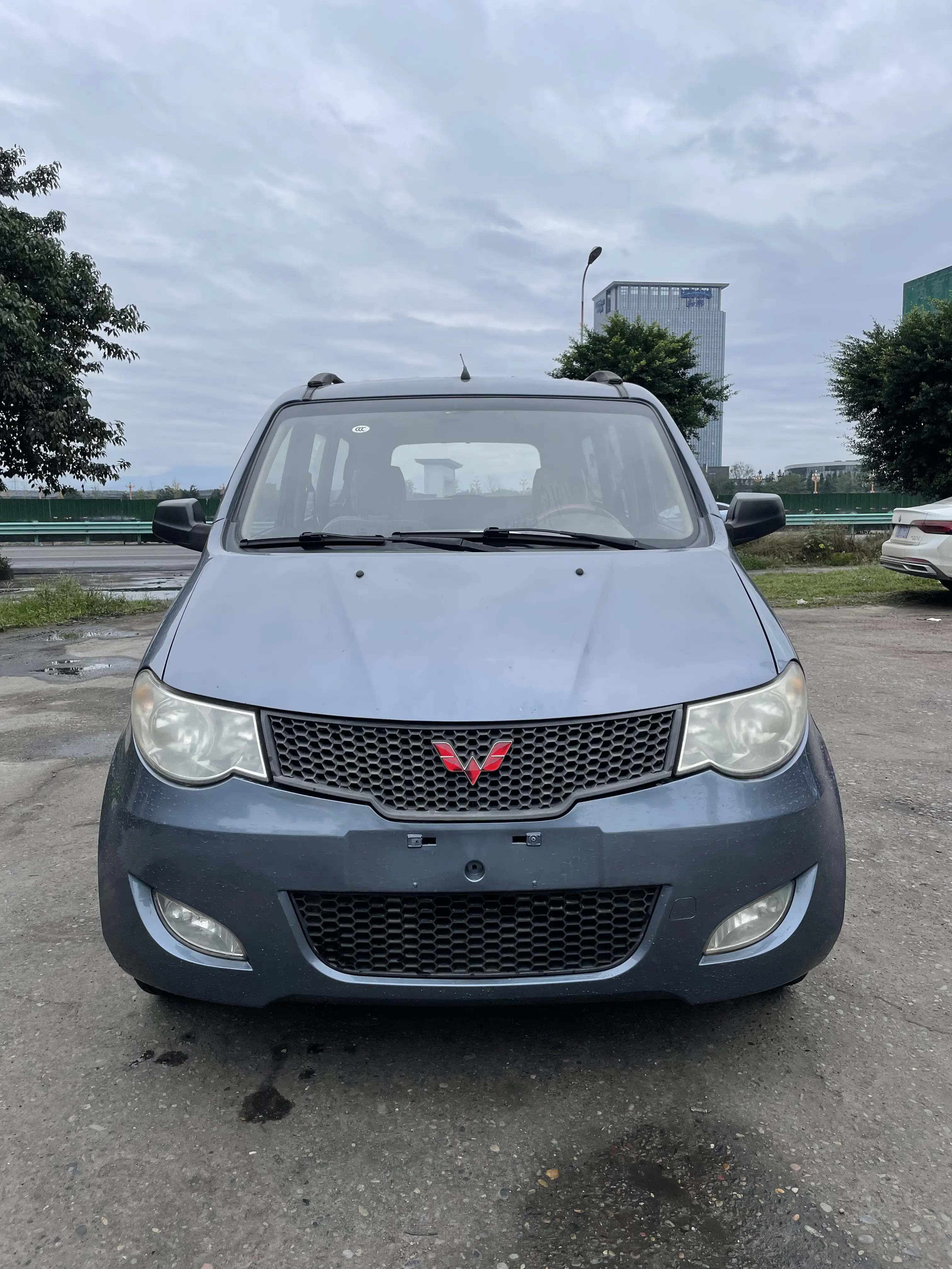 Wuling Hongguang  из Китая