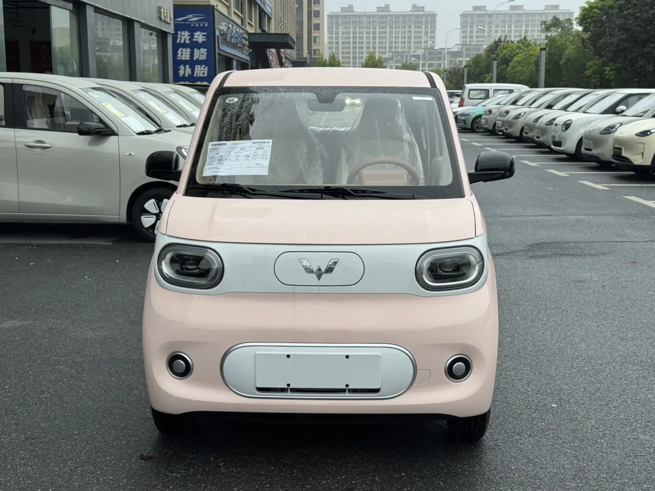 Wuling Hongguang MINIEV  из Китая