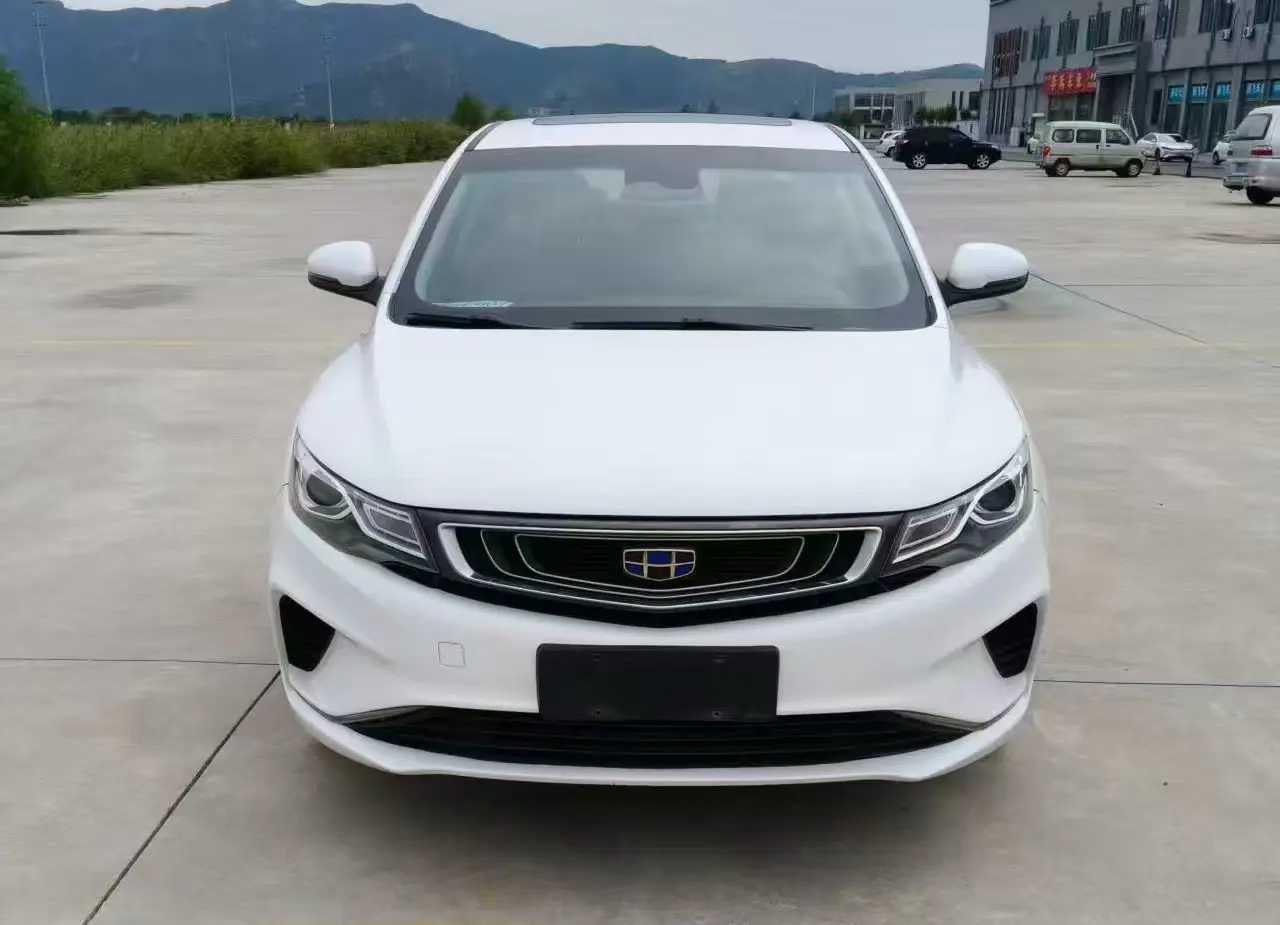 Geely Emgrand GL  из Китая