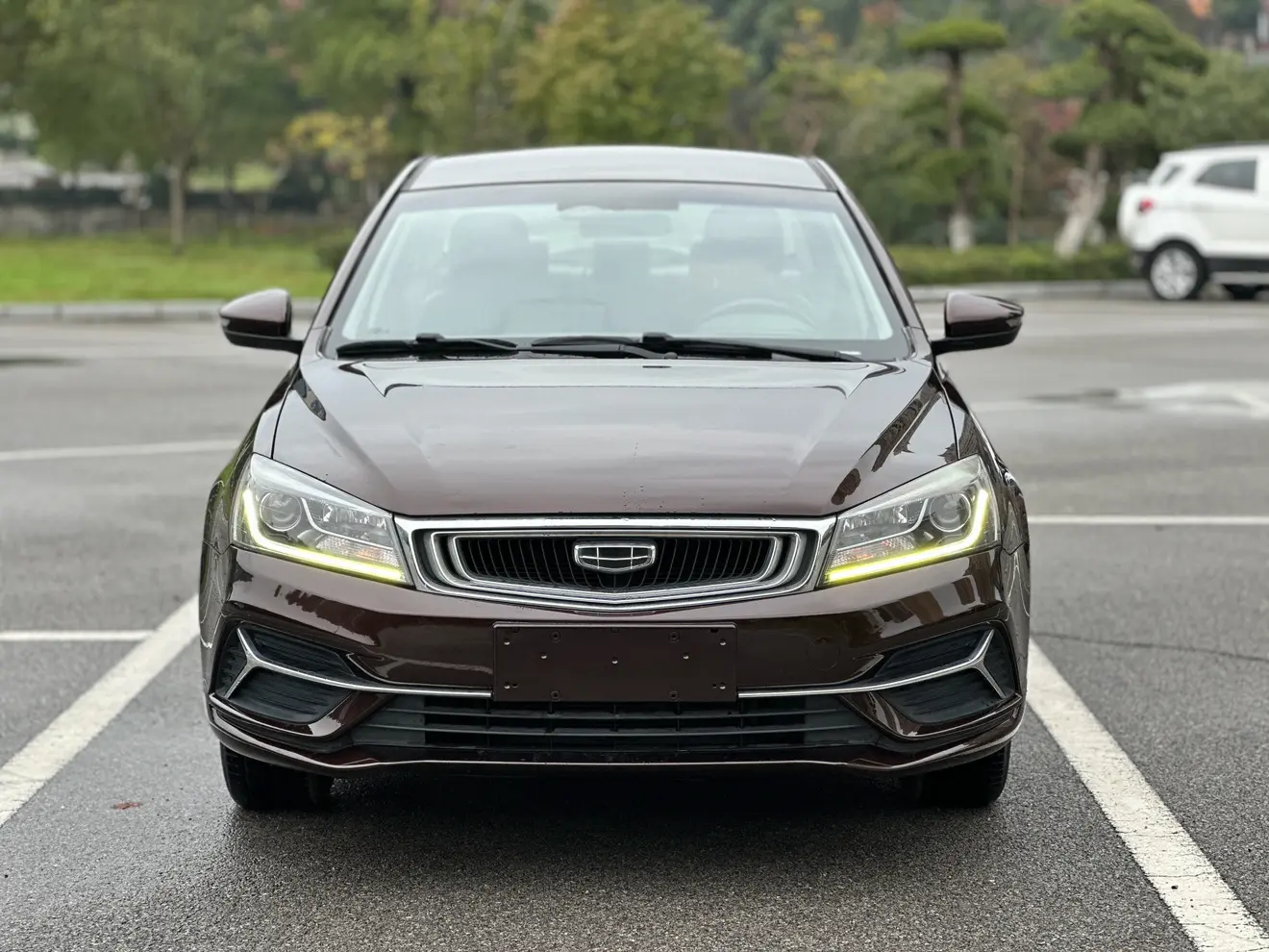 Geely Emgrand  из Китая