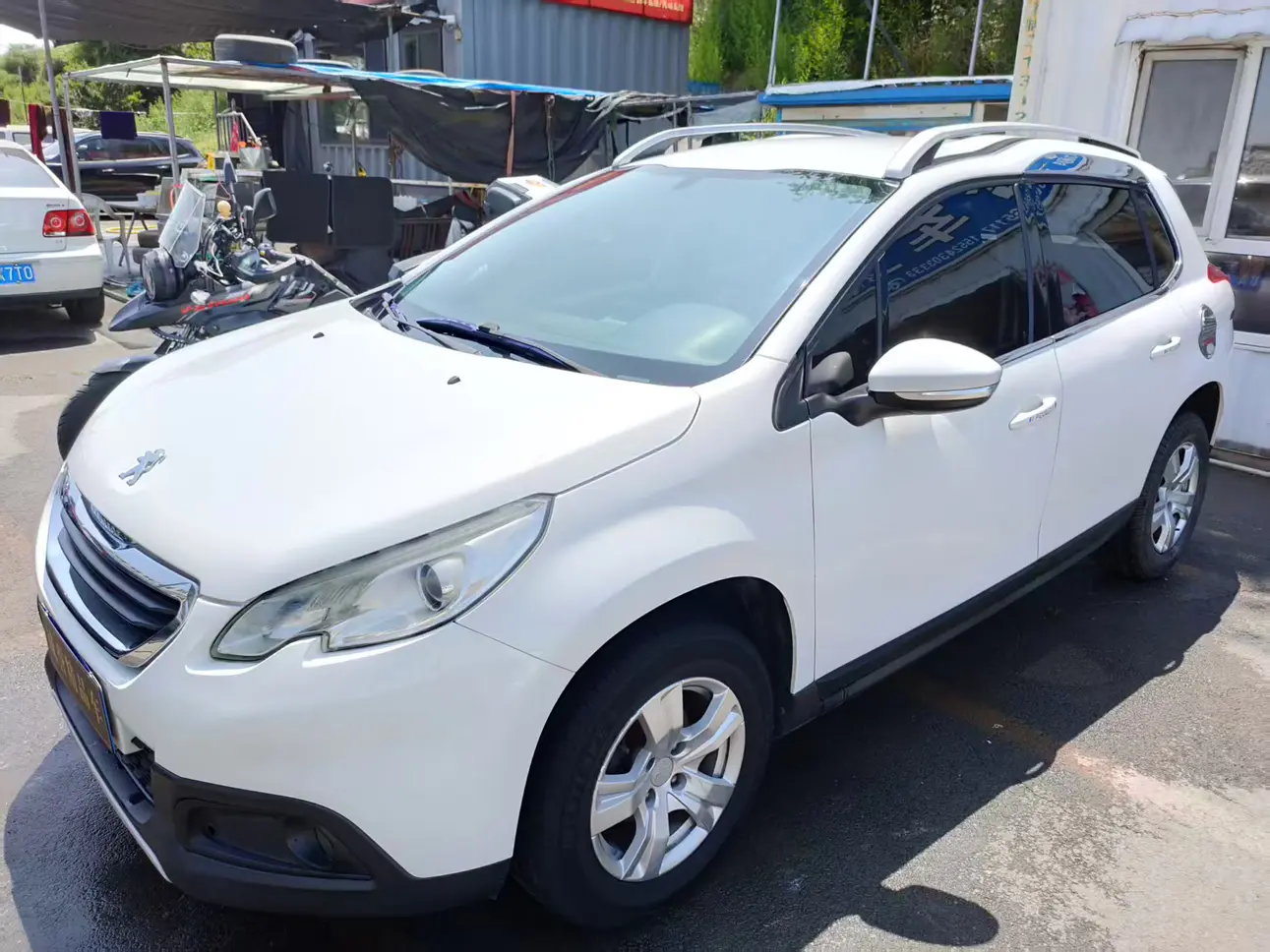 Peugeot 2008  из Китая