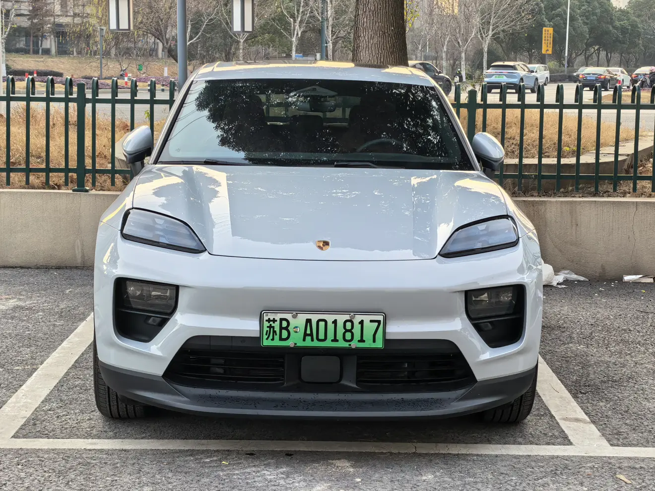 Porsche Macan EV  из Китая