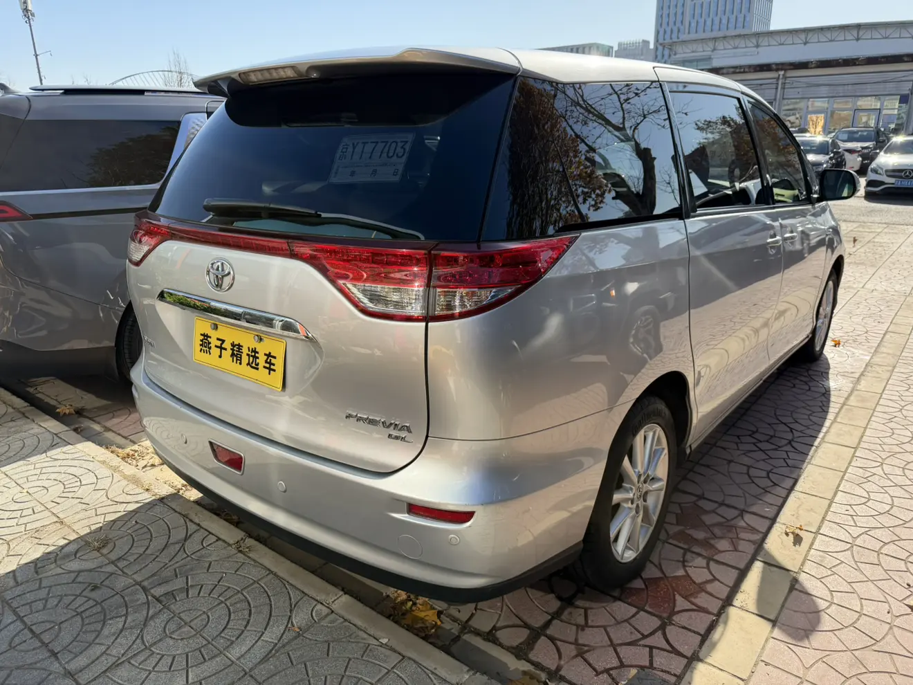 Toyota Previa  из Китая