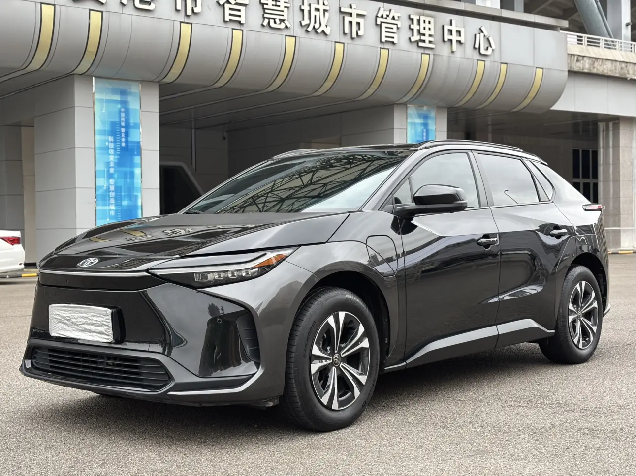 Toyota GAC  bZ4X  из Китая