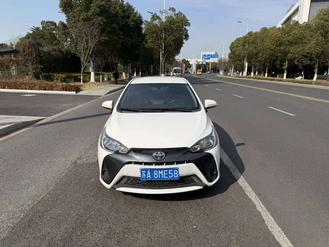 Toyota Yaris L  из Китая