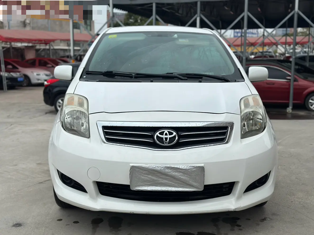 Toyota Yaris  из Китая