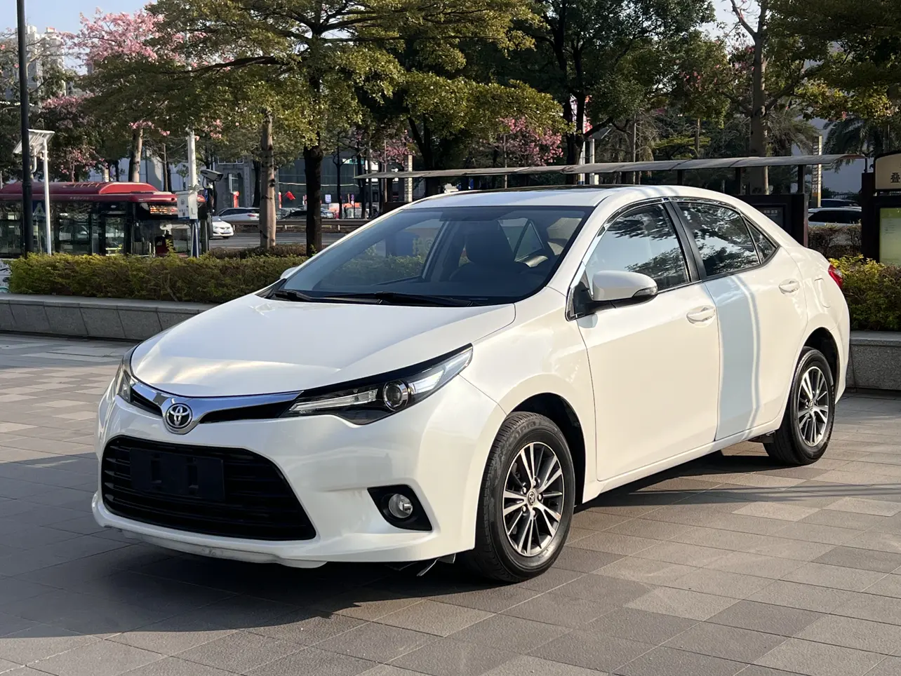 Toyota Levin (Lei Ling)  из Китая