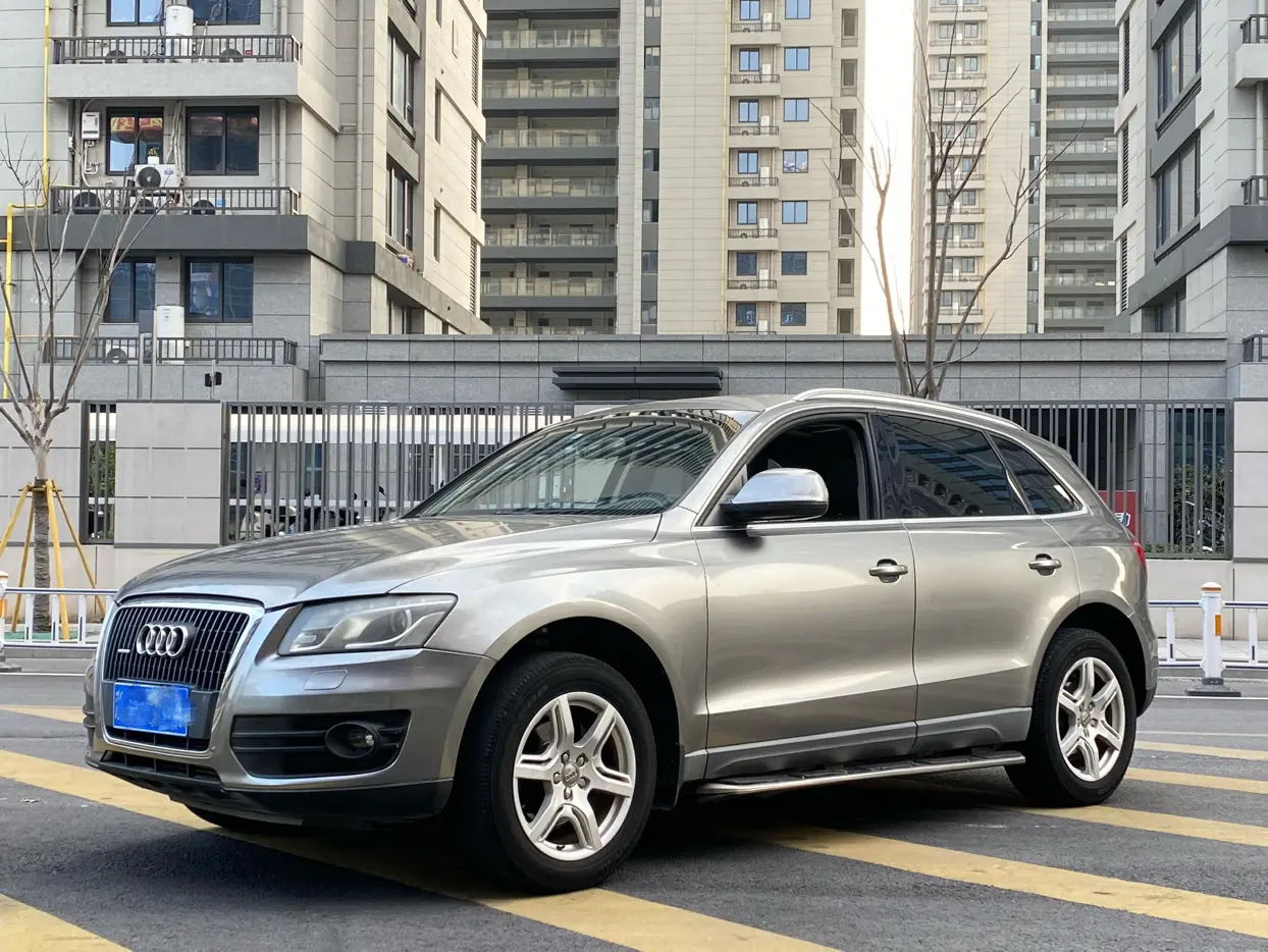 Audi Q5  из Китая