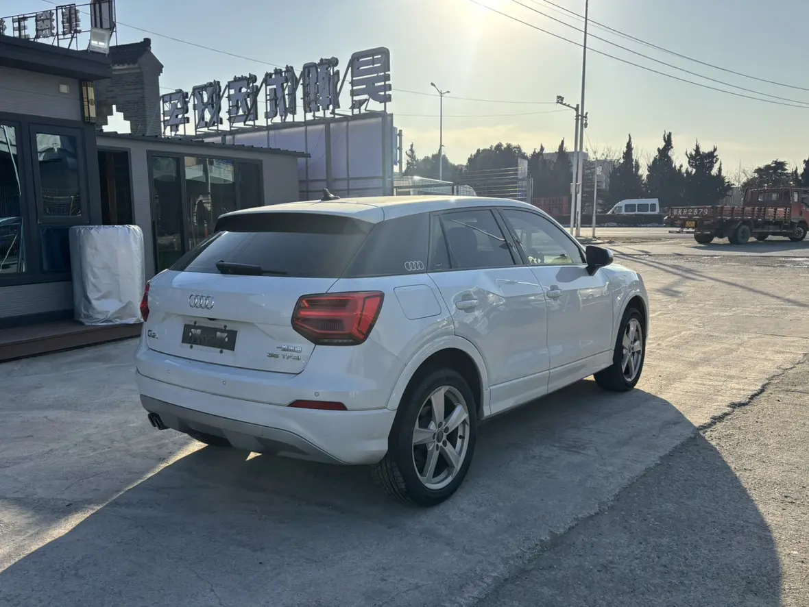Audi Q2L  из Китая