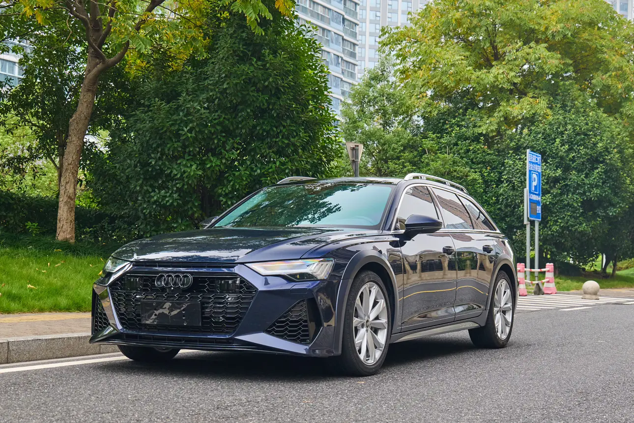 Audi A6  из Китая