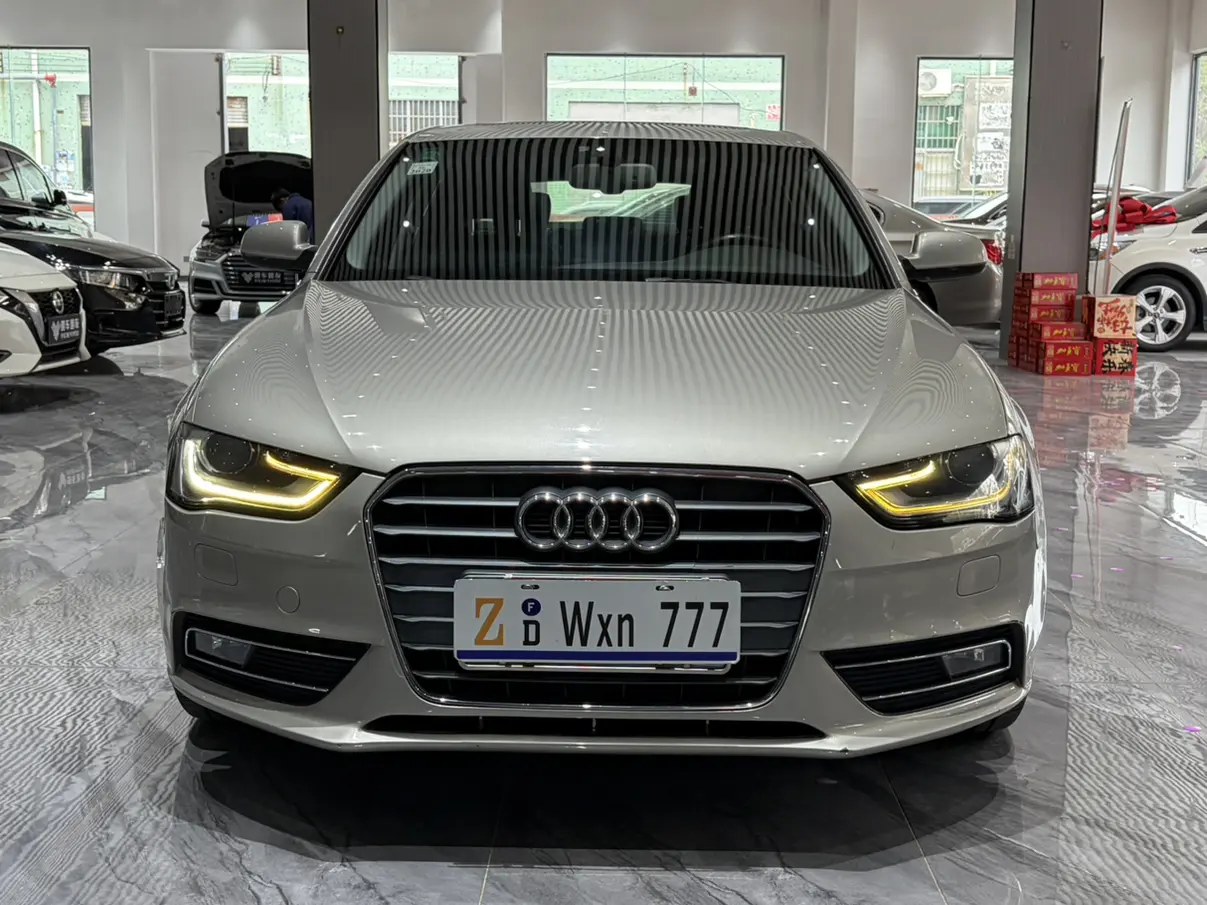 Audi A4L  из Китая