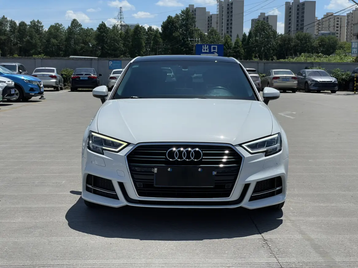 Audi A3  из Китая