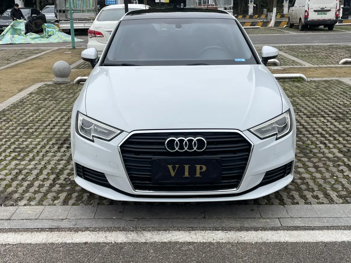 Audi A3  из Китая