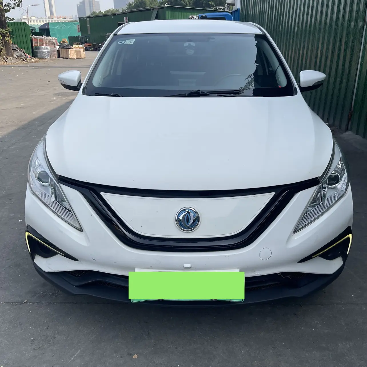 Forthing Fengxing S50 EV  из Китая