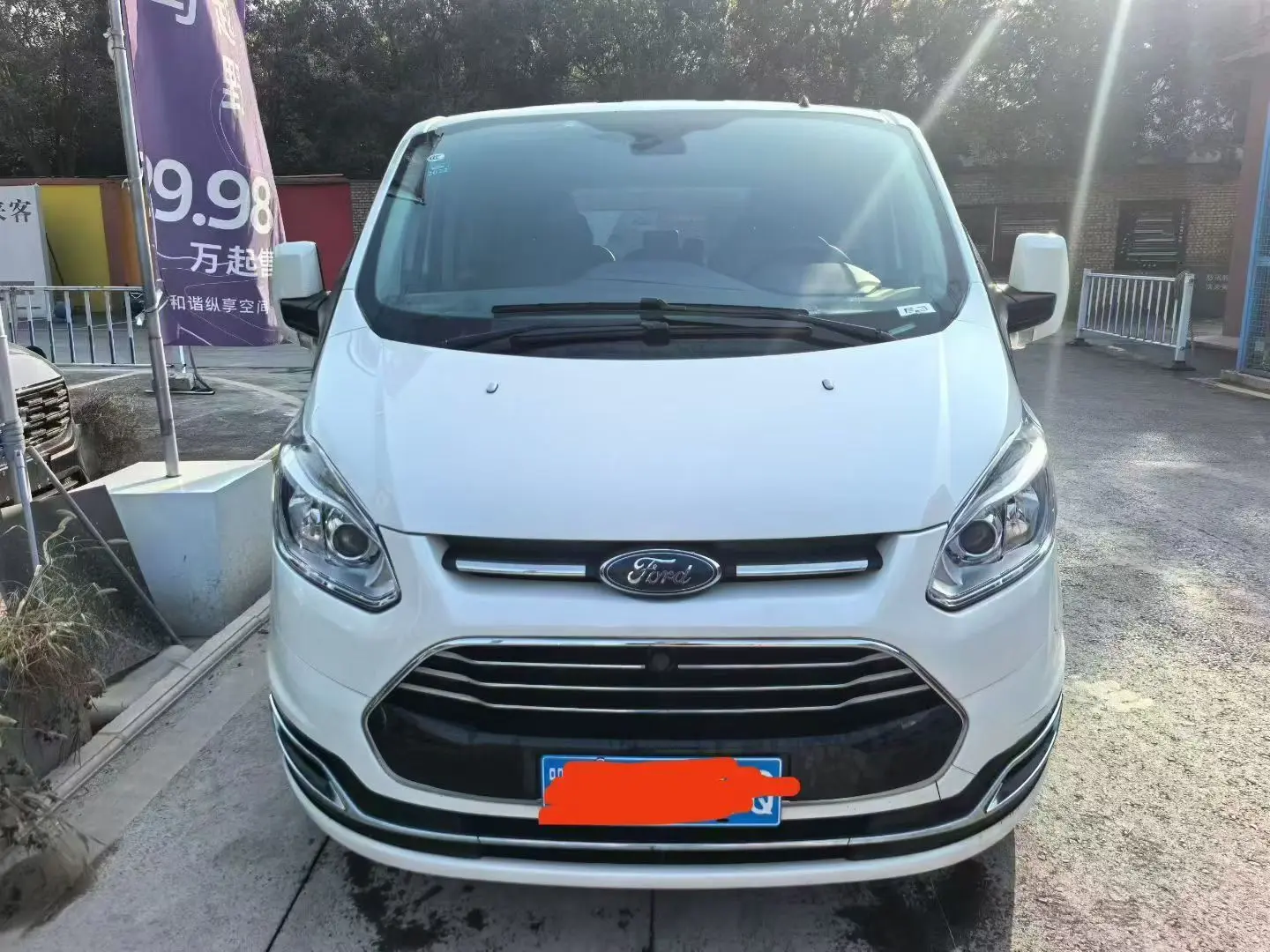 Ford Toureo  из Китая