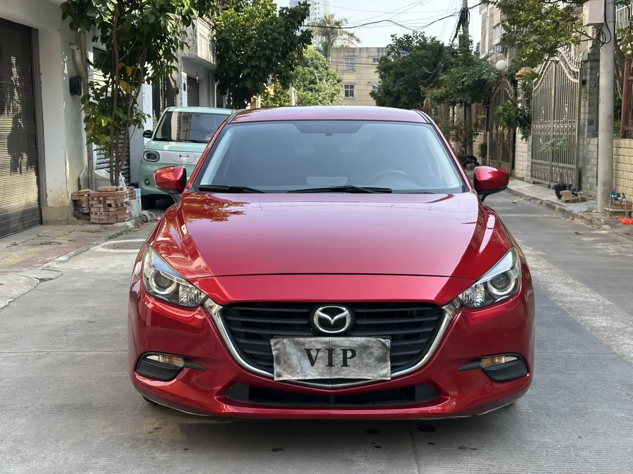 Mazda Axela (Mazda3)  из Китая
