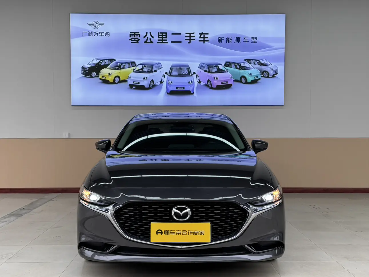 Mazda Axela (Mazda3)  из Китая