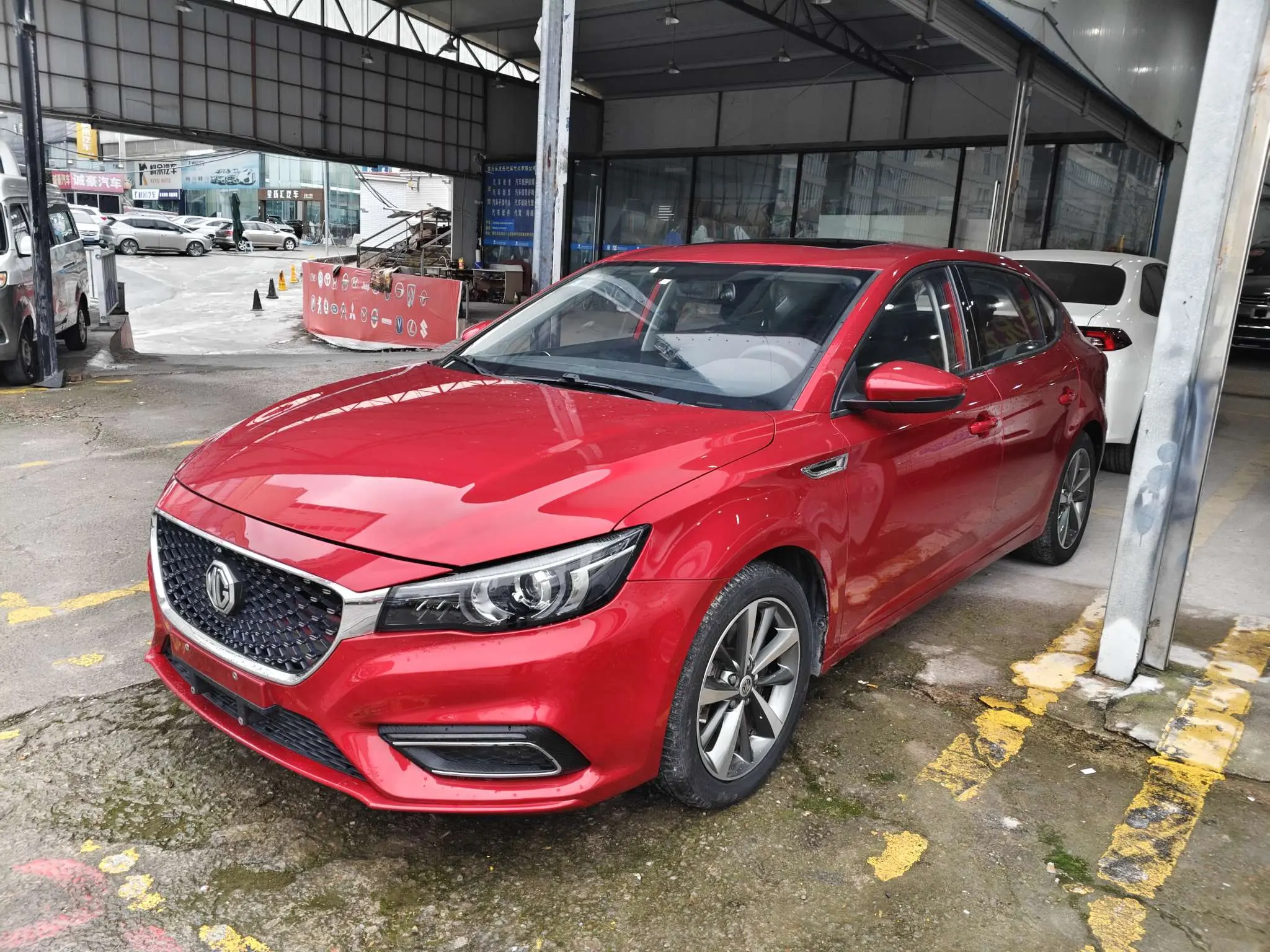 MG 6  из Китая