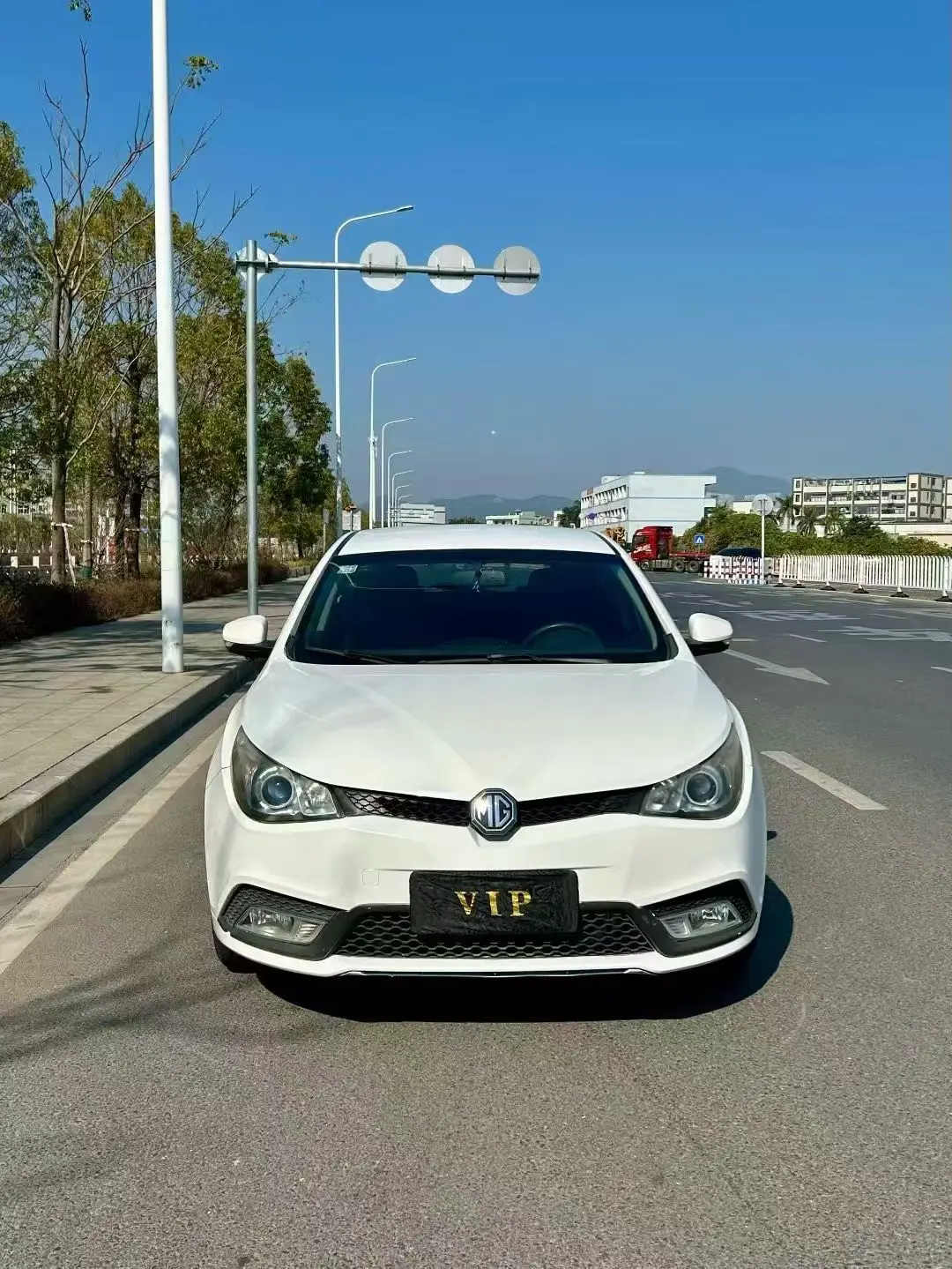 MG 5  из Китая