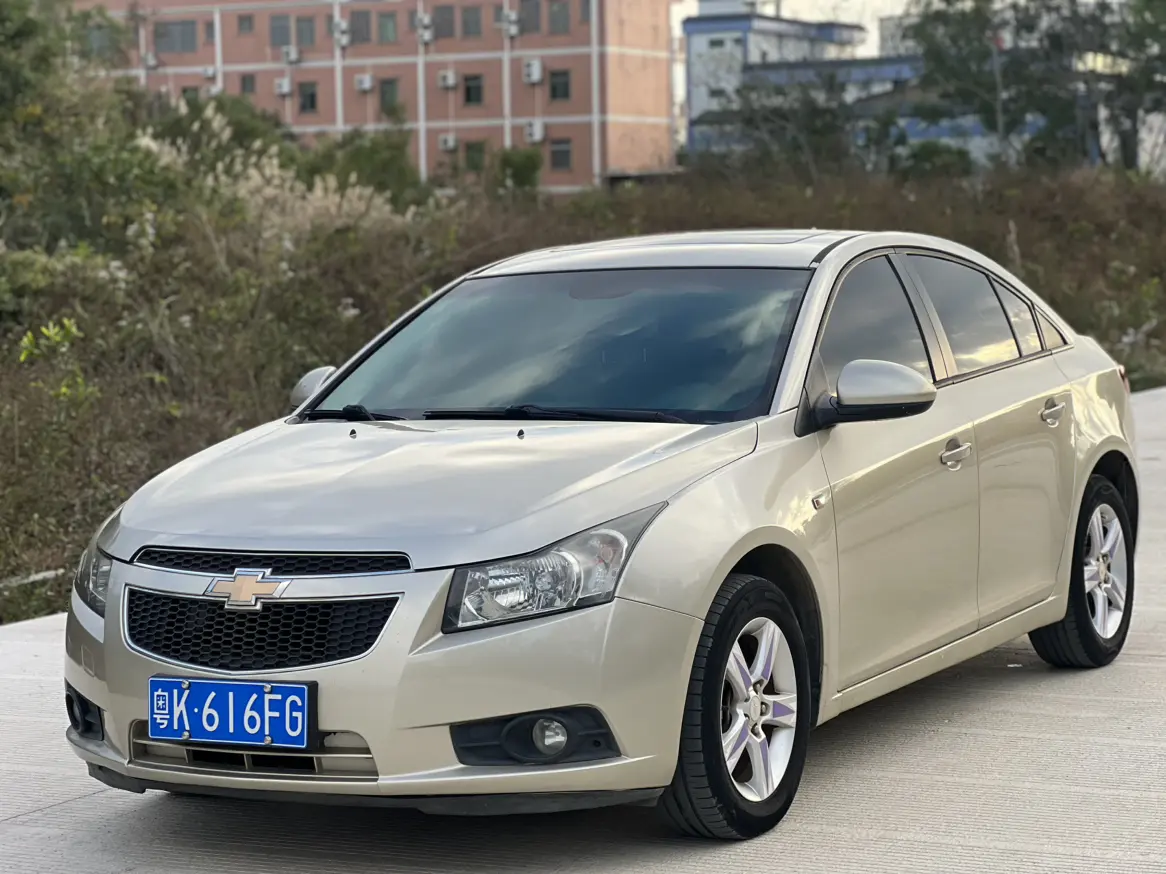 Chevrolet Monza (Cruze)  из Китая