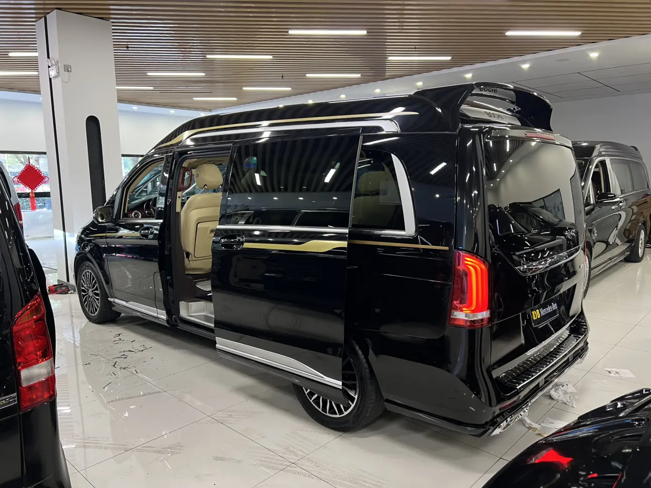 Mercedes-Benz Mercedes Benz V Class