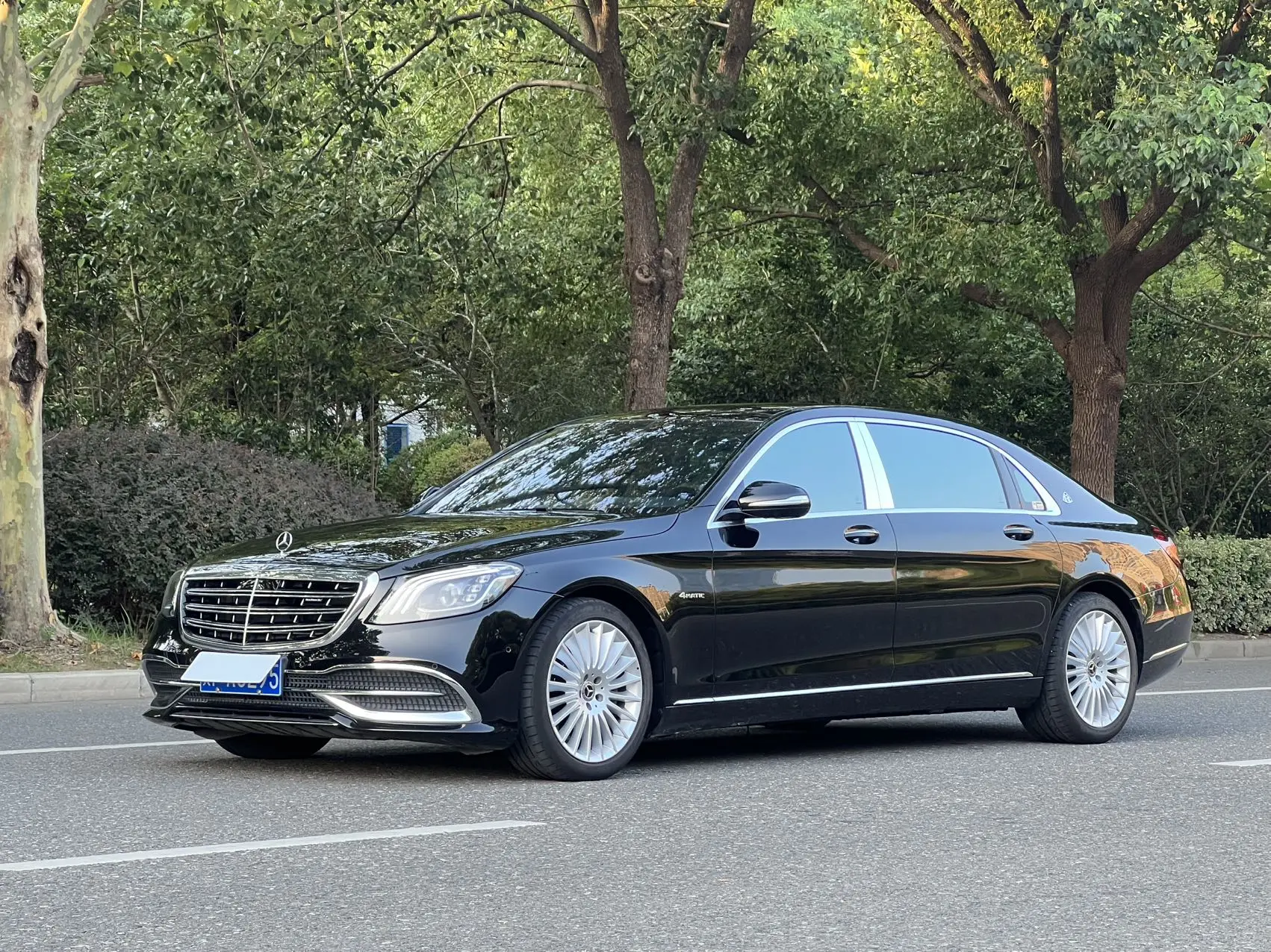 Mercedes-Benz Maybach S-Class  из Китая