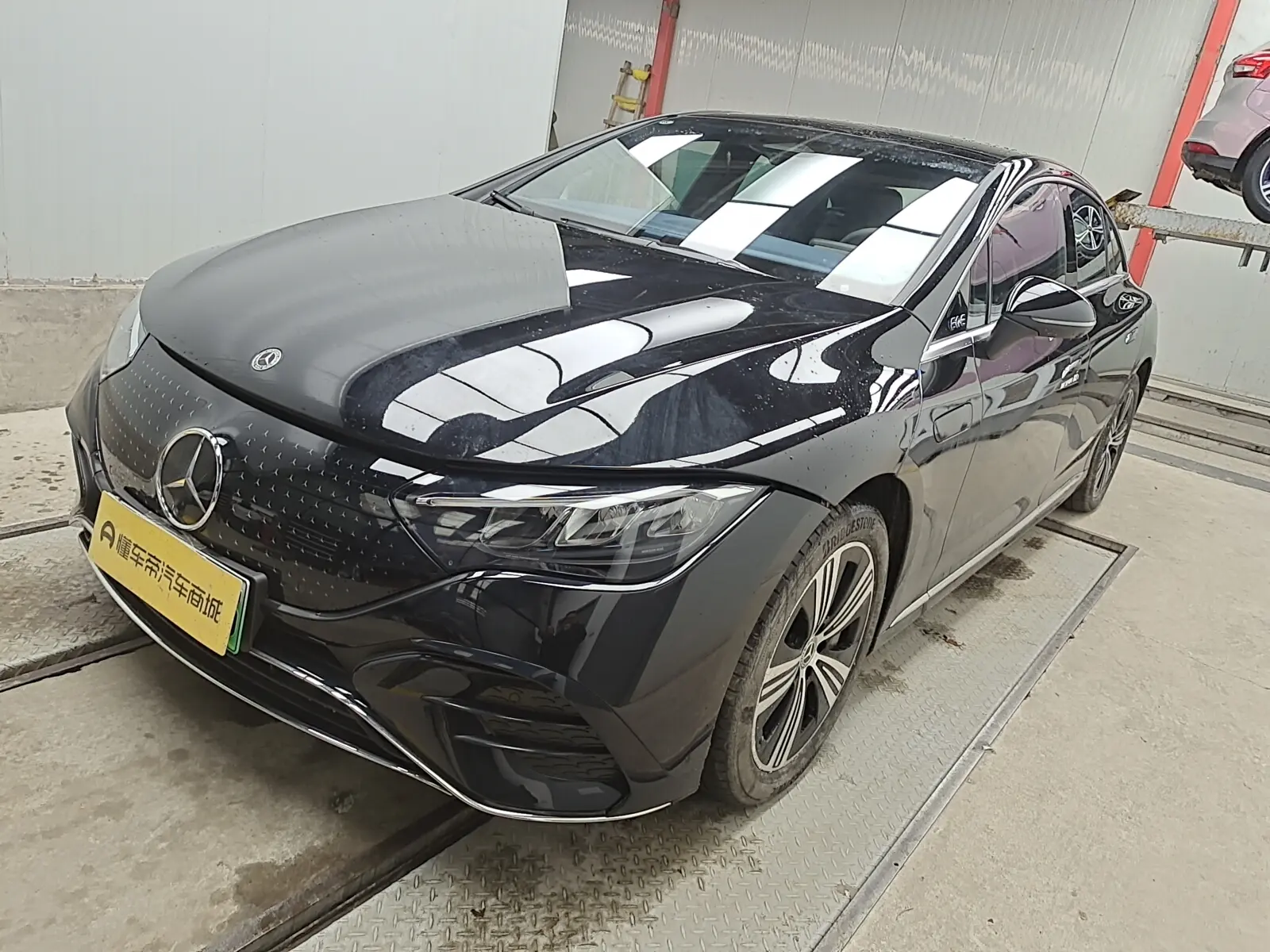 Mercedes-Benz EQE  из Китая