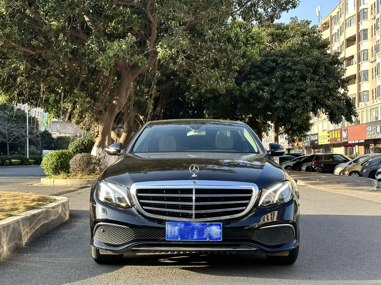 Mercedes-Benz E-Class  из Китая