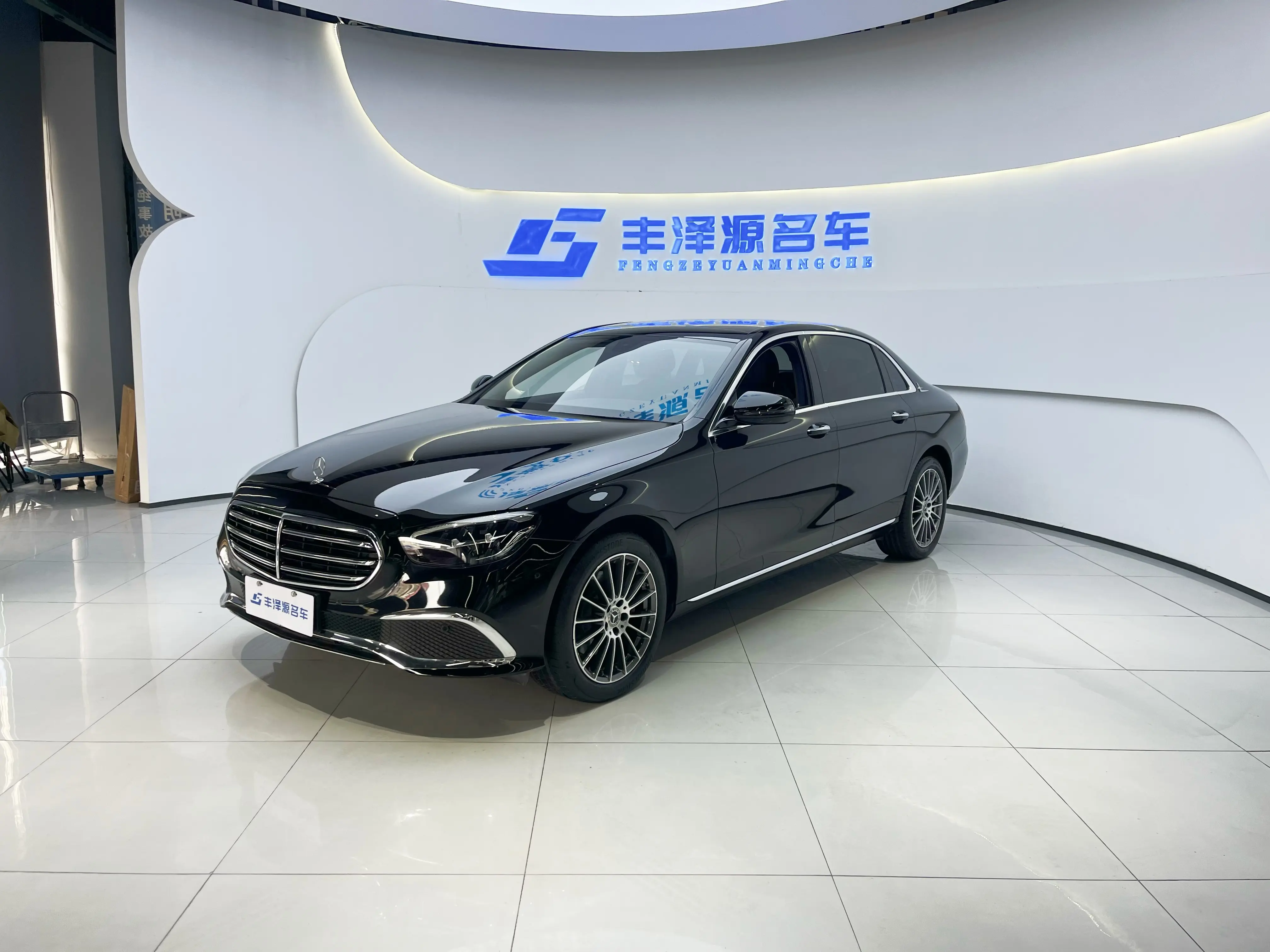 Mercedes-Benz E-Class  из Китая