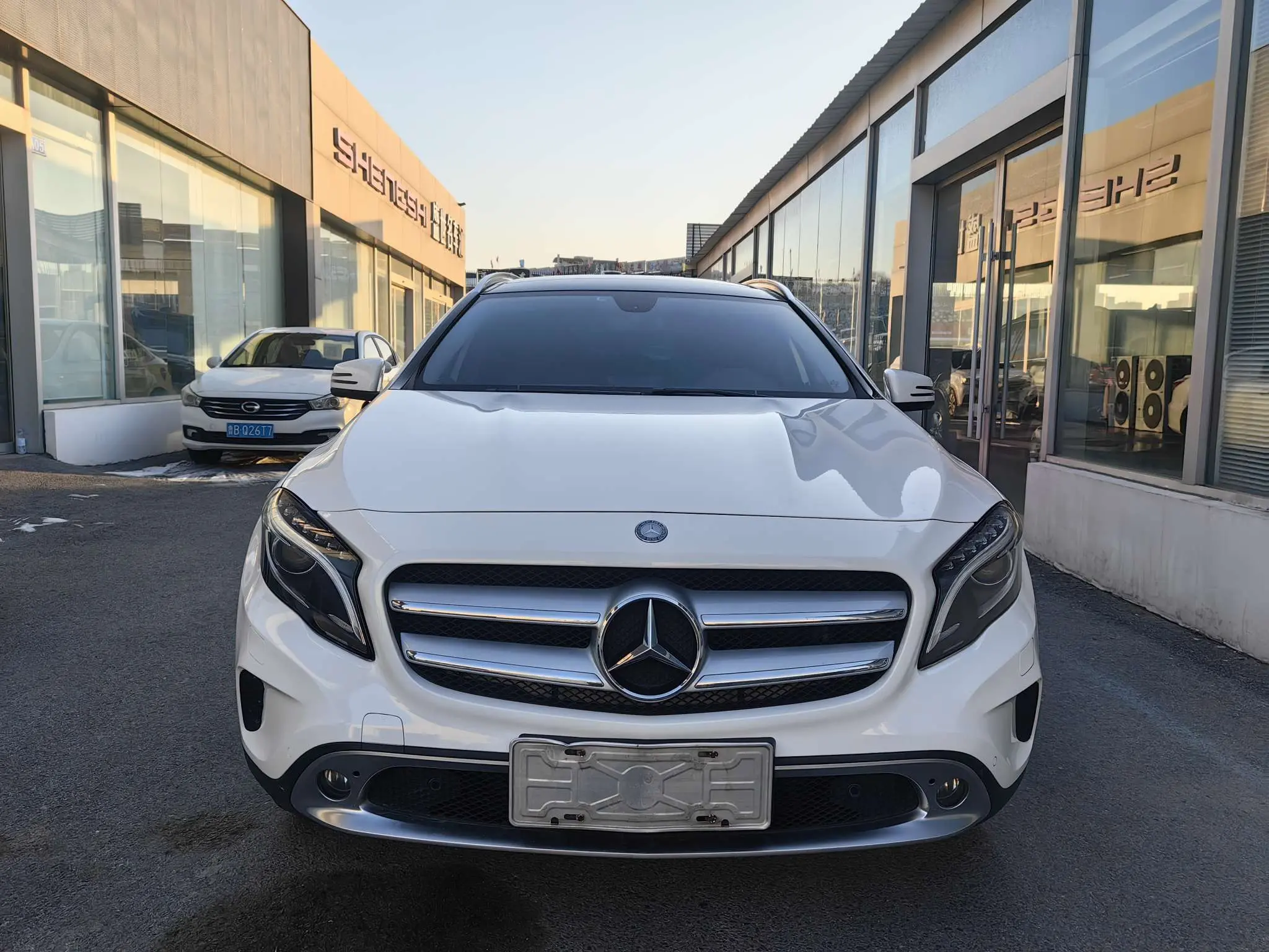 Mercedes-Benz GLA  из Китая